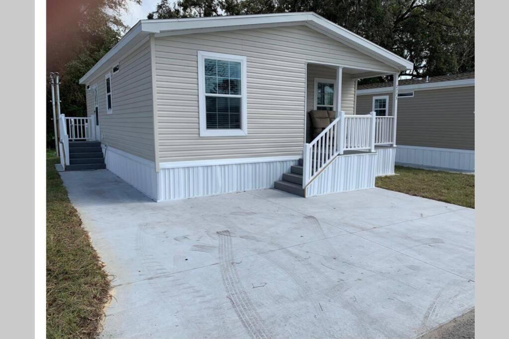 Near Parks At Great Price! Apartment *